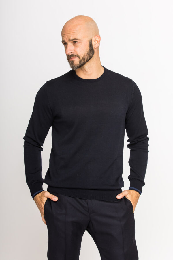 Leichter Pullover aus Baumwolle und Seide mit liebevollen Details – Bild 2