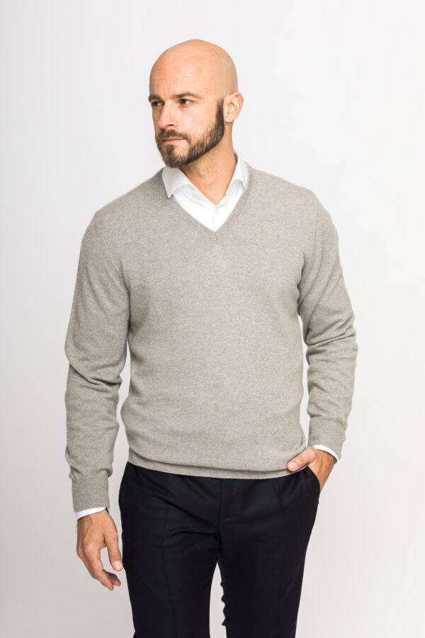 Kaschmir-Pullover mit V-Ausschnitt