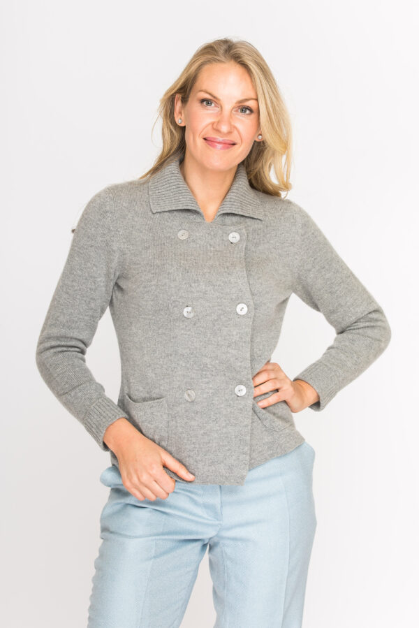 Doppelreihige Strickjacke aus Kaschmir – Bild 2