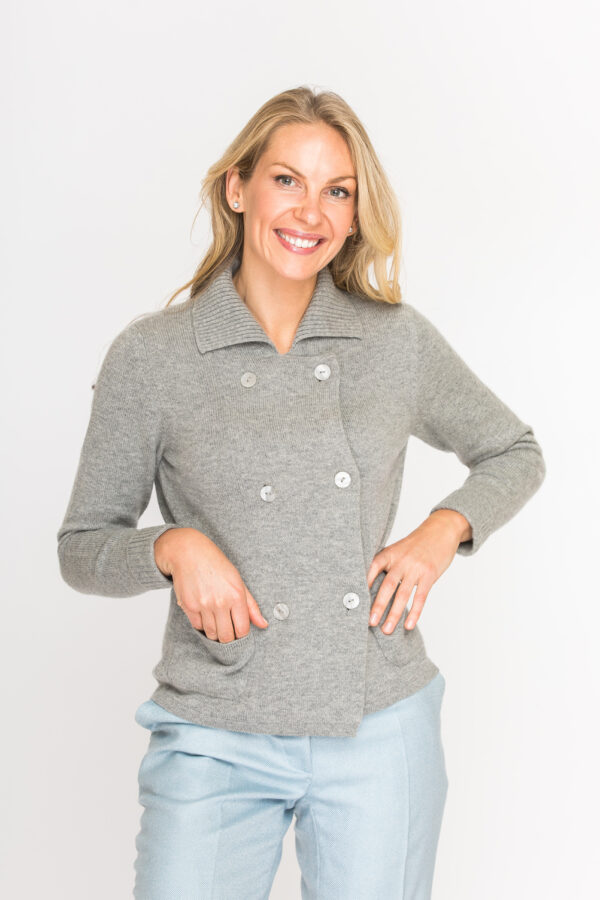 Doppelreihige Strickjacke aus Kaschmir – Bild 3