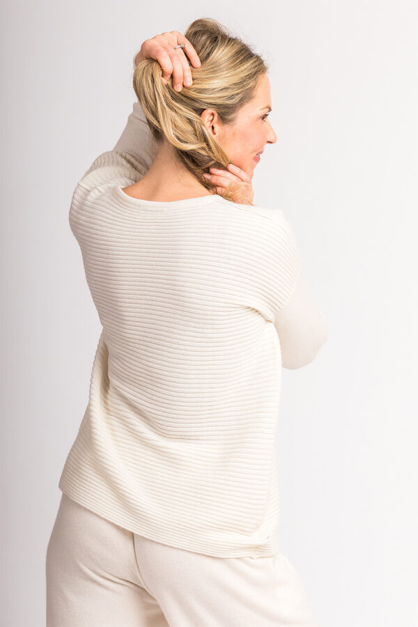 Pullover in Rippenstrick aus reinem Kaschmir – Bild 4